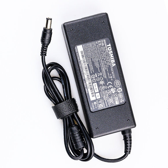 Toshiba 15V 5A 6.3*3.0mm POWER SUPPLY